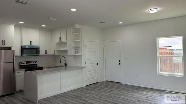 Building Photo - 5160 Alexa Rd
