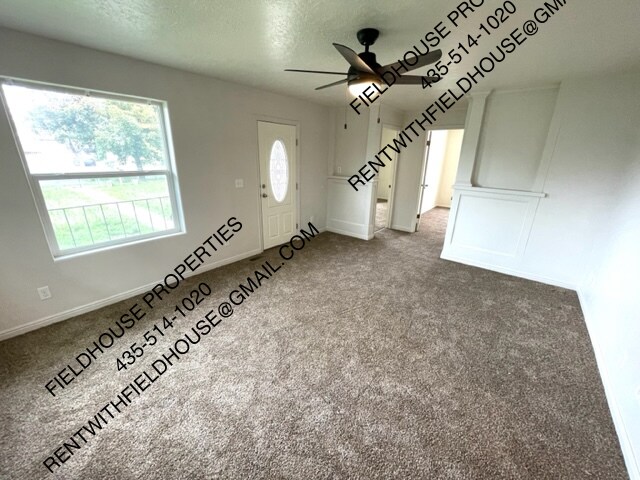 Building Photo - 42 E 400 S