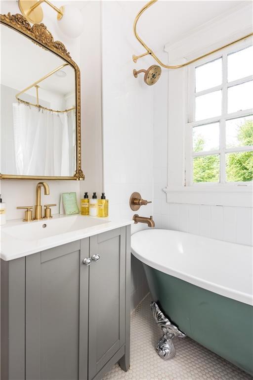 Building Photo - 1031 Austin Ave NE