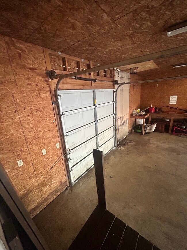 Building Photo - 8510 Cimarron Way