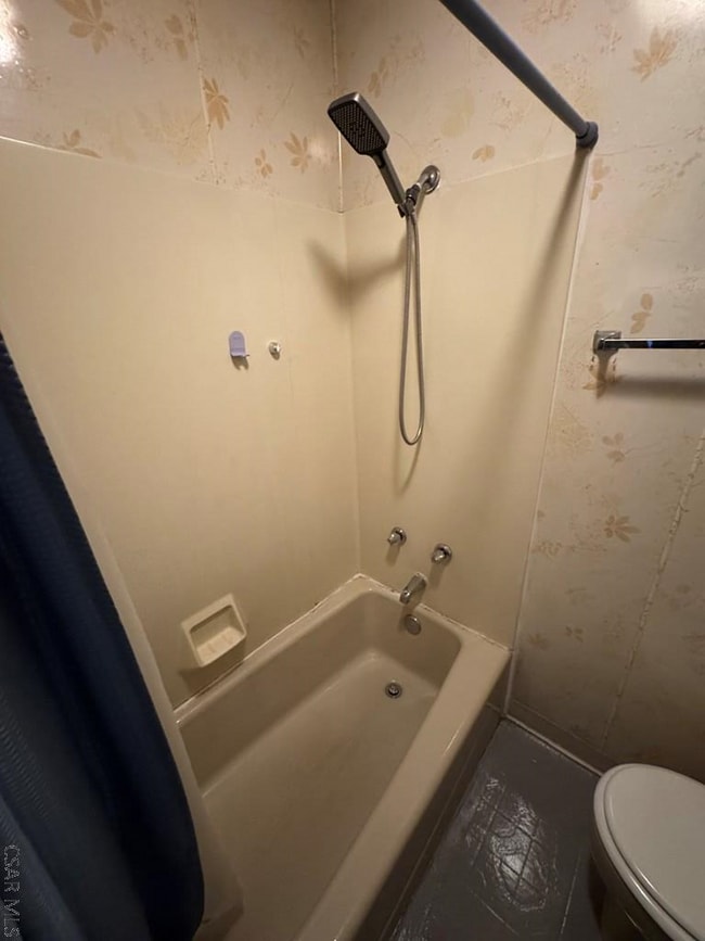 Building Photo - 530 Naylor Rd