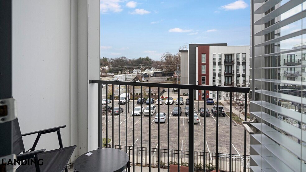 Building Photo - 2165 Nolensville Pk