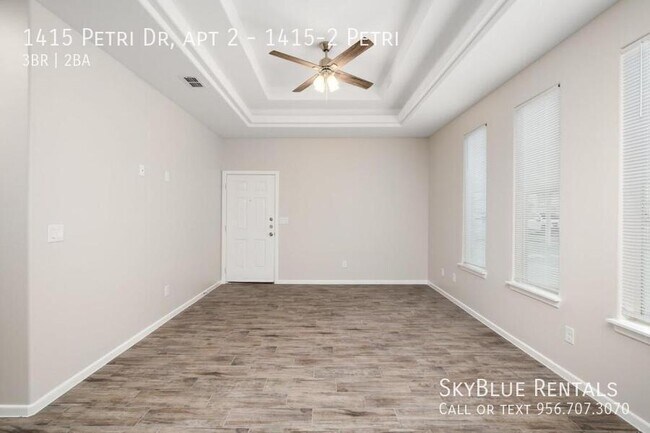 Building Photo - 1415 Petri Dr