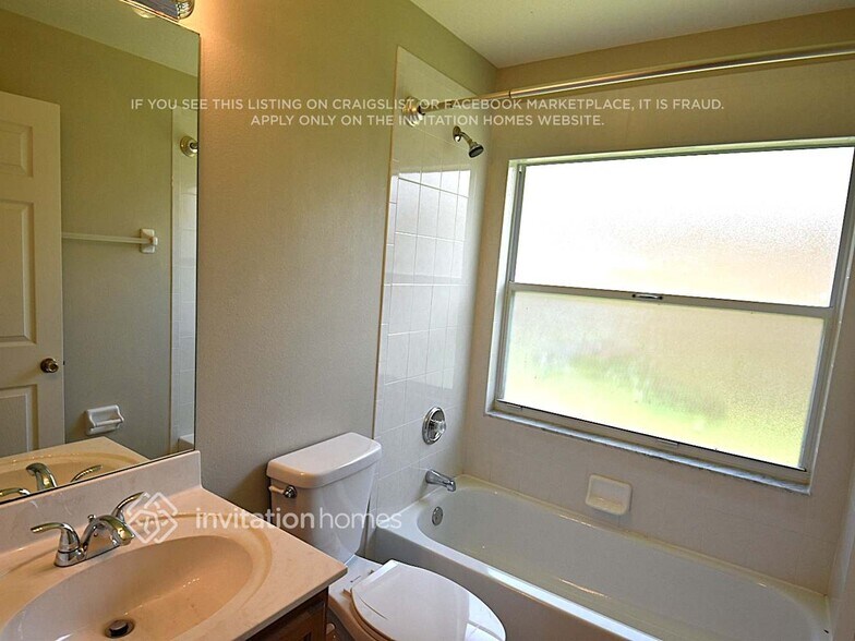 Building Photo - 1062 Bainbury Ln