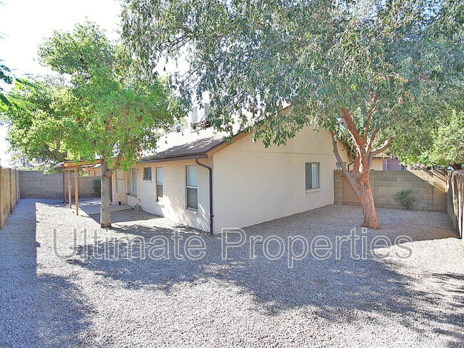 Building Photo - 10345 N 62nd Ave