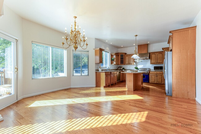 Building Photo - 20772 N William Ave