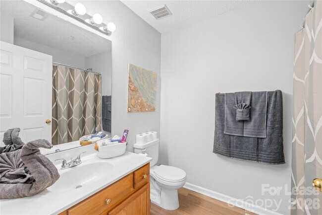 Building Photo - 118 Steam Engine Dr