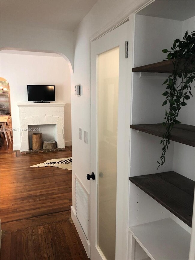 Building Photo - 1524 Euclid Ave