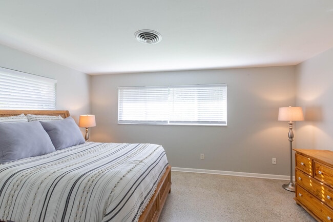 Building Photo - 13529 E Citrus Dr