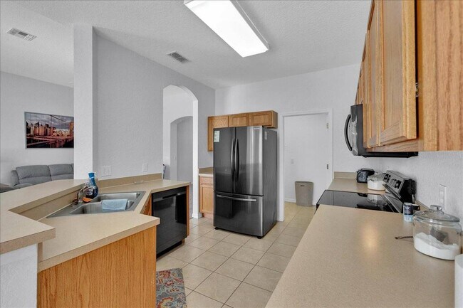 Building Photo - 1101 N Hampton Dr