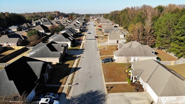 Building Photo - 1815 Collier Way