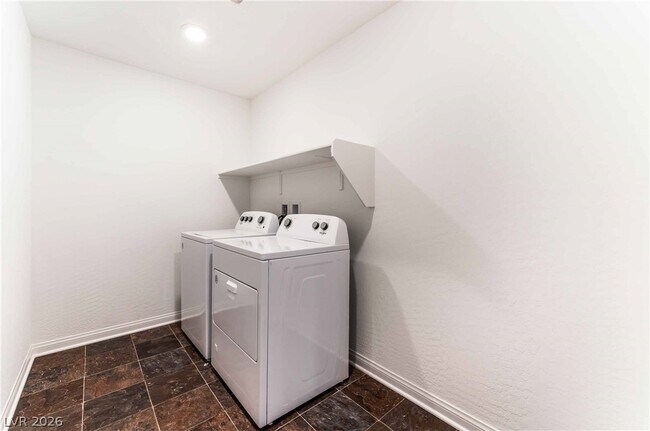 Building Photo - 6958 Stone Cactus St