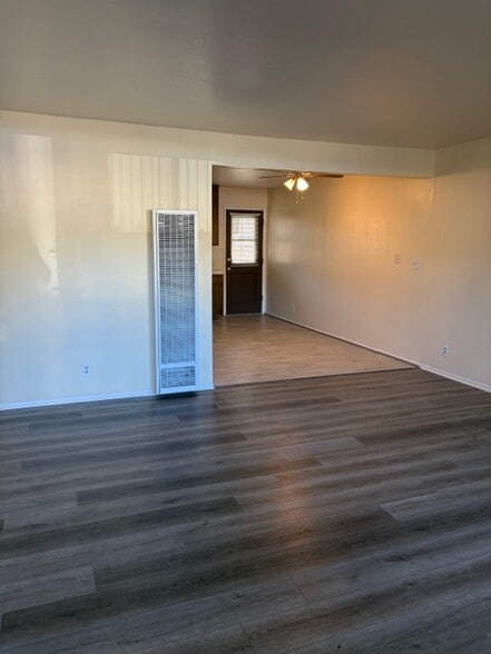 Building Photo - 248 N Dalton Ave