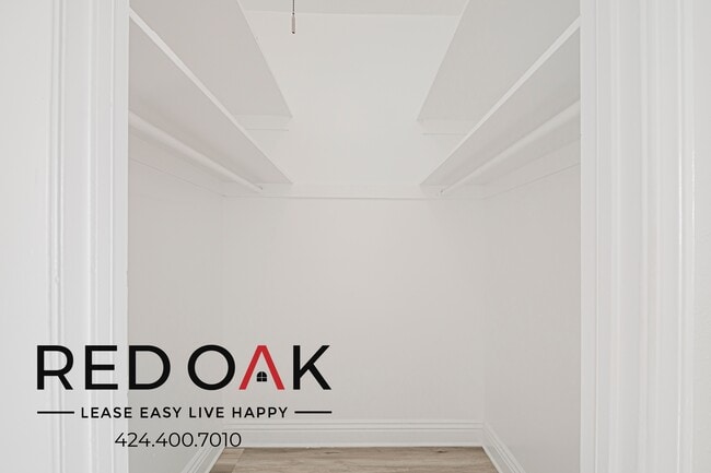 Building Photo - 535 S Gramercy Pl