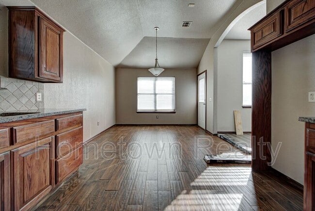 Building Photo - 16416 Oconee Creek Dr