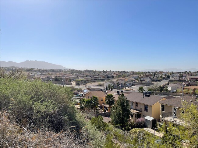 Building Photo - 7312 Camino Del Sol Dr