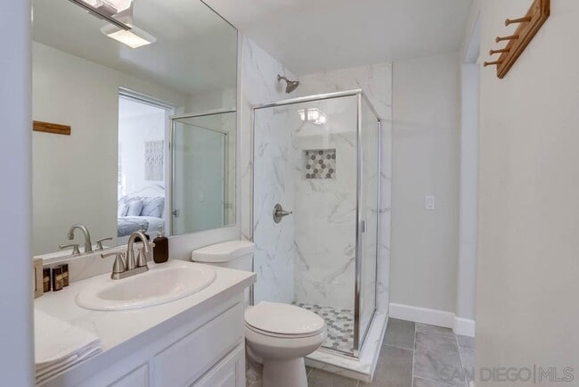 Building Photo - 1696 Gil Way