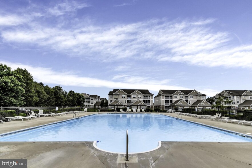 Pool - 4803I Summer Brook Way