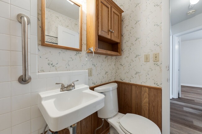 Building Photo - 1322 NW 100th St