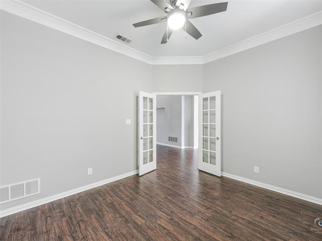 Building Photo - 5619 Travis Dr
