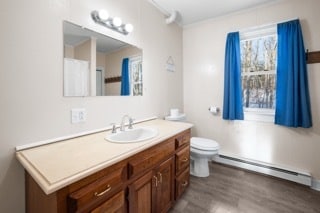 Building Photo - 46 Willow St