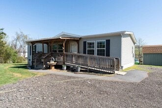Building Photo - 2065 Cecil Wampler Rd