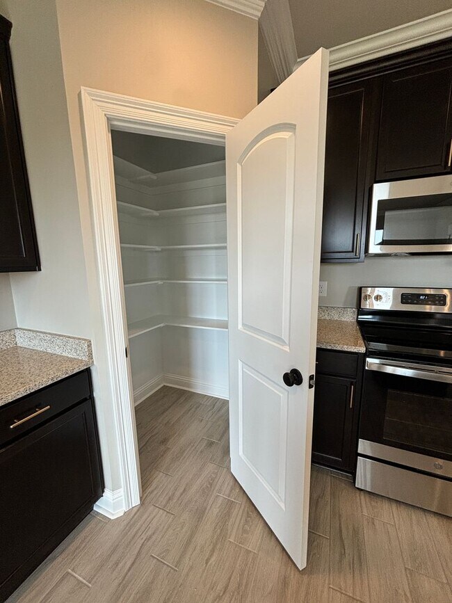 Building Photo - BRAND NEW 4 BEDROOM NORTH BOSSIER HOME