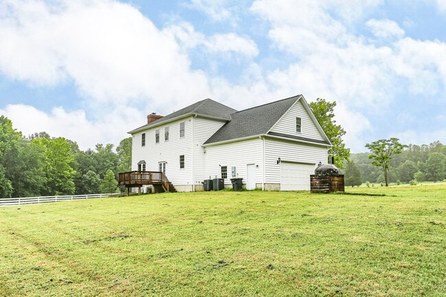 Building Photo - 6337 Louisianna Rd