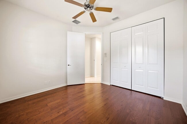 Building Photo - 195 Sedona Way