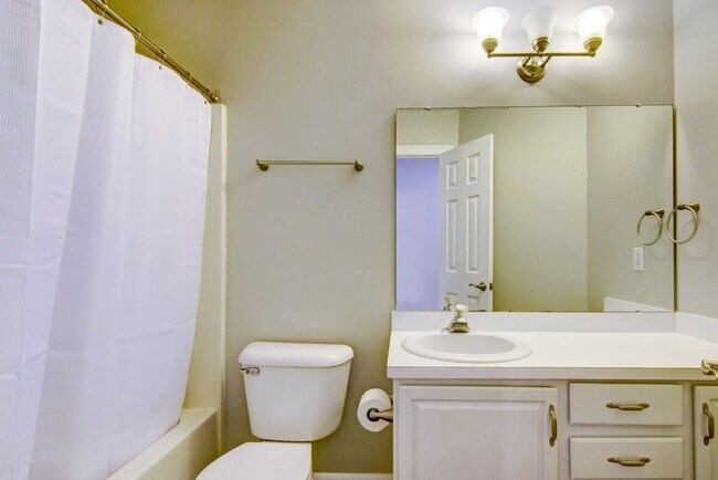 Building Photo - 103 Tarpley Way