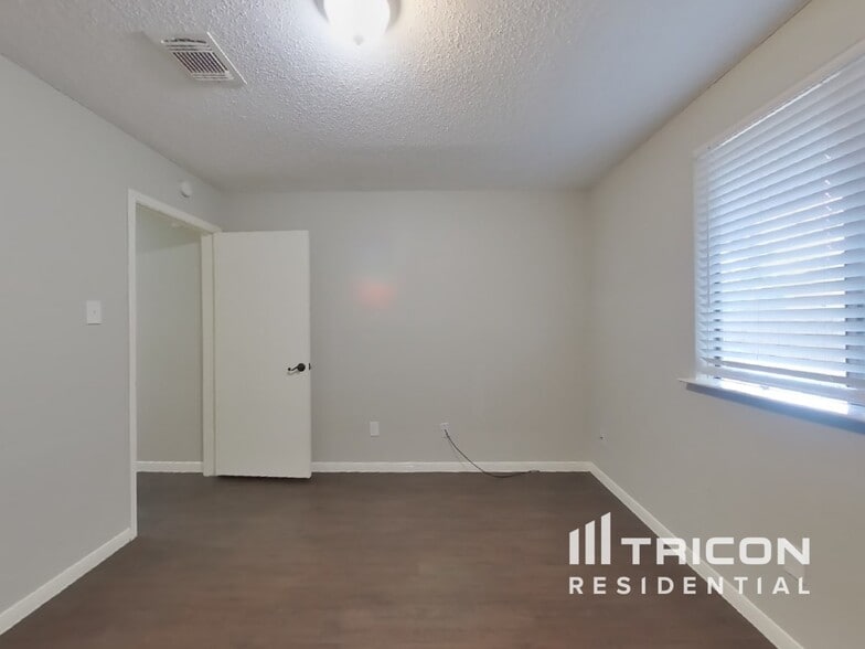Building Photo - 17314 Glenhew Rd
