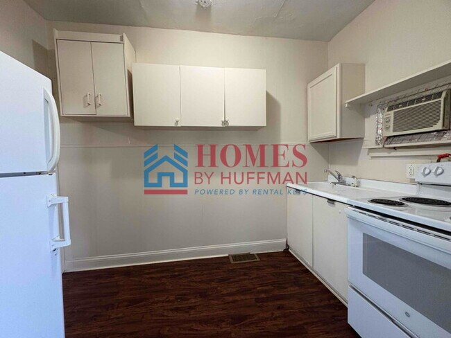 Building Photo - Nice Size Studio Apartment for Rent | All ...