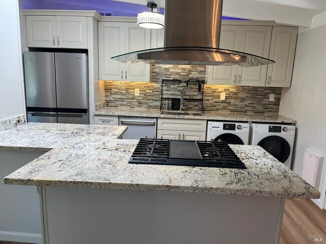 Building Photo - 100 Joan Dr