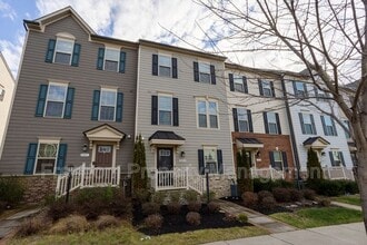 Building Photo - 2023 Serviceberry Rd