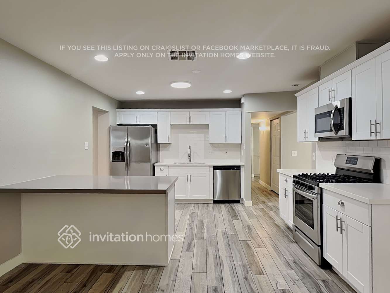 Building Photo - 7846 E Willetta St