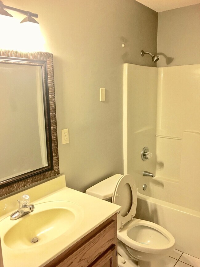 Building Photo - 4508 Antosh Cir