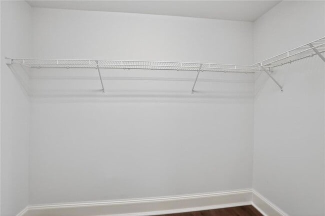 Building Photo - 1128 Ashton Bluff Dr NE