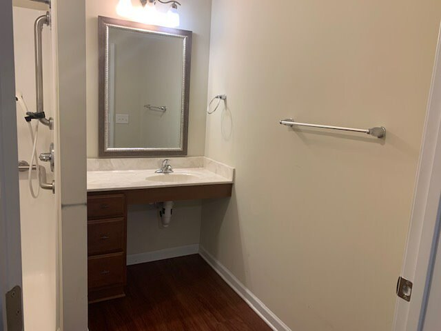 Building Photo - 347 Family Lodge Dr