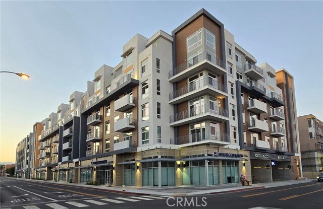 Building Photo - 168 S Monterey St