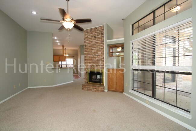 Building Photo - Sweet Like Honey!