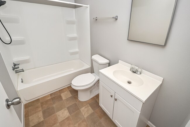 Building Photo - 1741 N Riley Ave