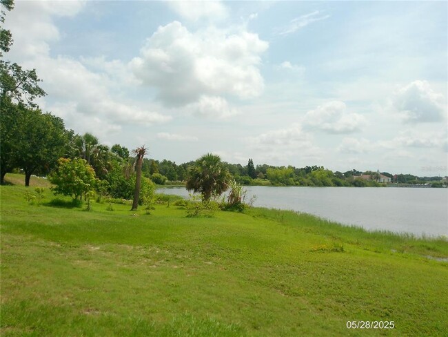 Building Photo - 1111 Cypress Gardens Blvd