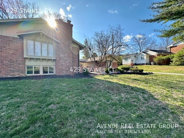 Building Photo - 429 Staines Ct