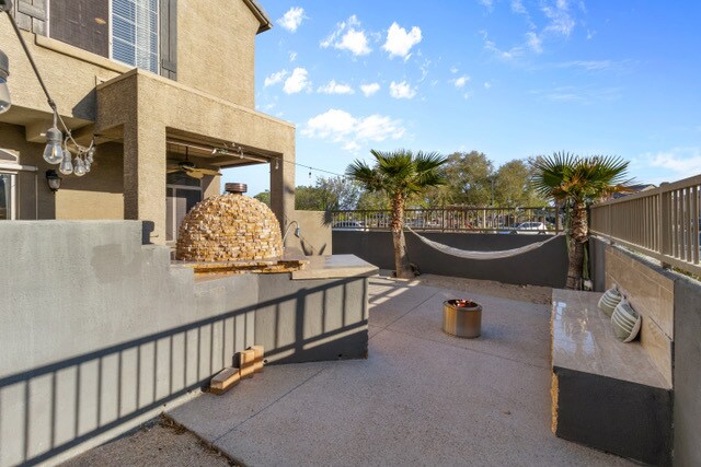 Building Photo - 470 N 168th Ln