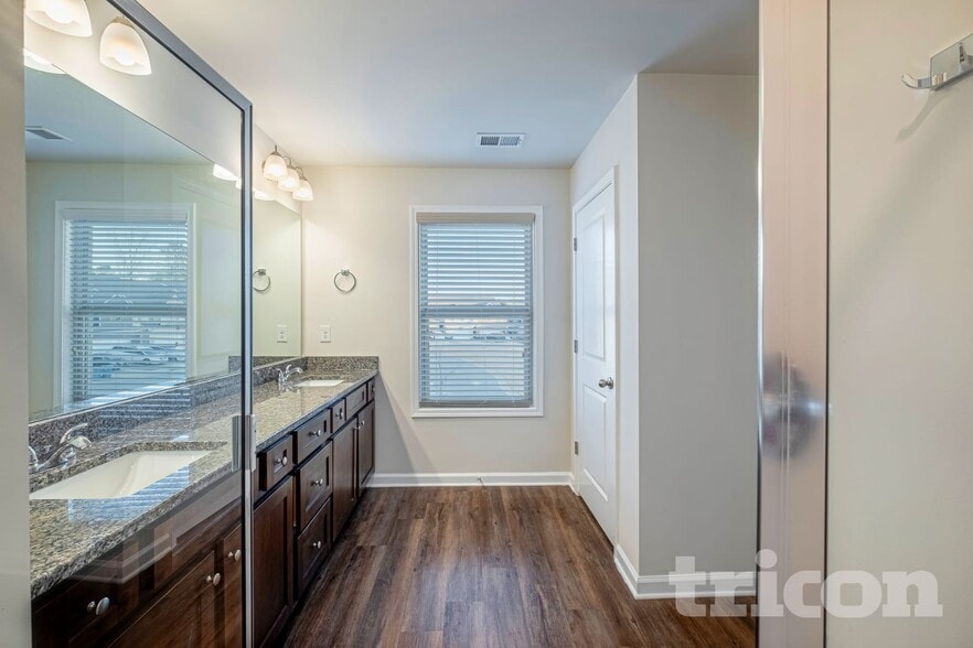 Building Photo - 399 Trickum Hill Dr