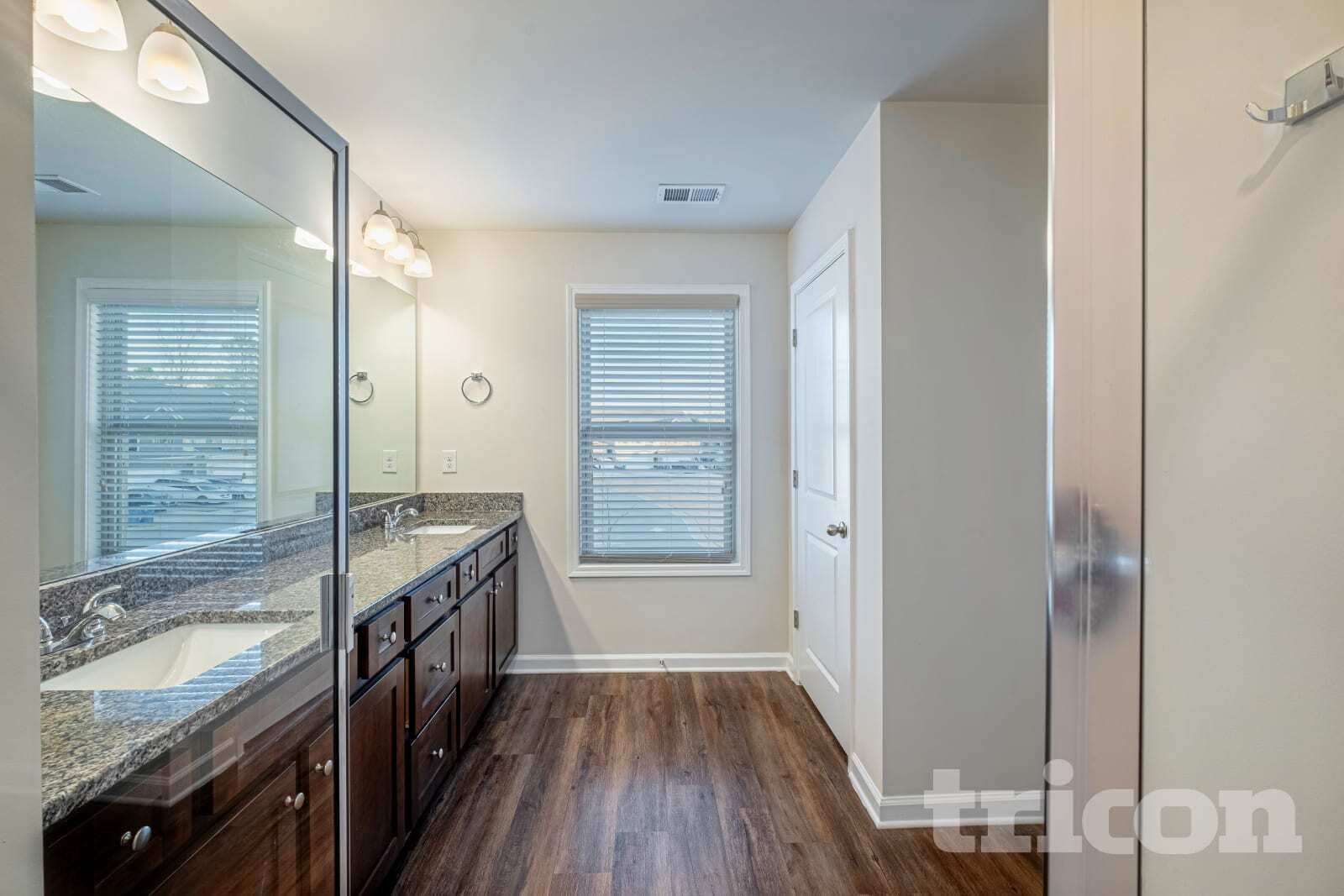 Building Photo - 1452 Silver Charm Ln