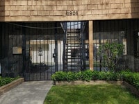 Building Photo - Spurgeon