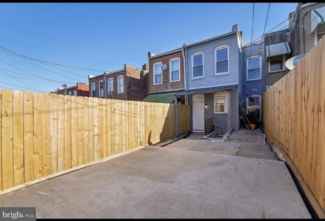 Building Photo - 1930 Grinnalds Ave
