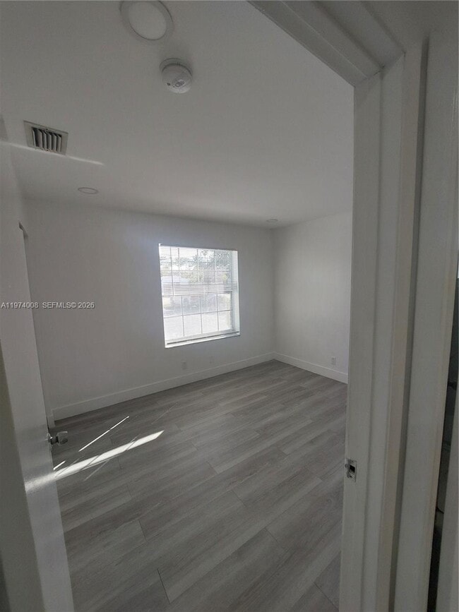 Building Photo - 2319 Johnson St