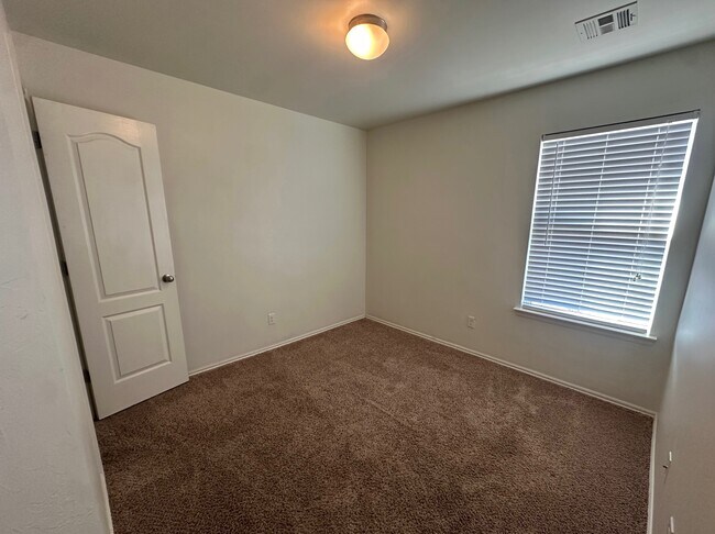 Building Photo - 6141 Courtyards Ct